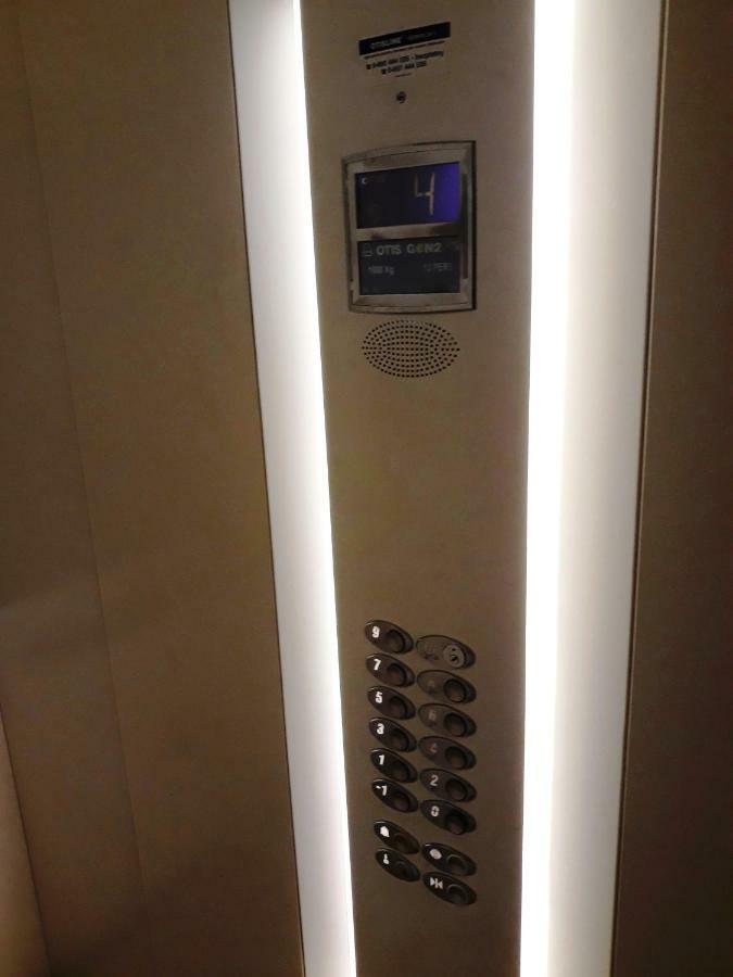 Apartament Kielce Fiolet Buitenkant foto